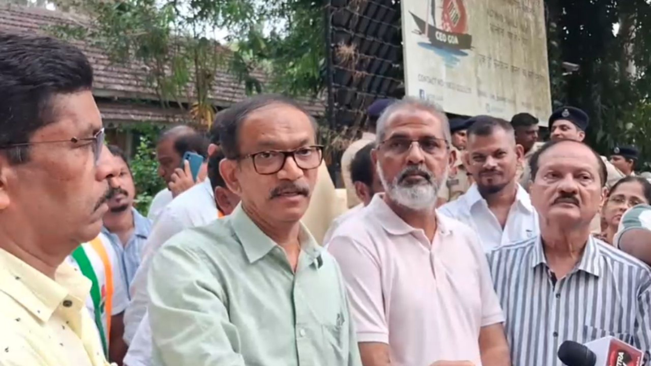 Congress gives CEO 10-day deadline to scrap SIR electoral roll, threatens court action