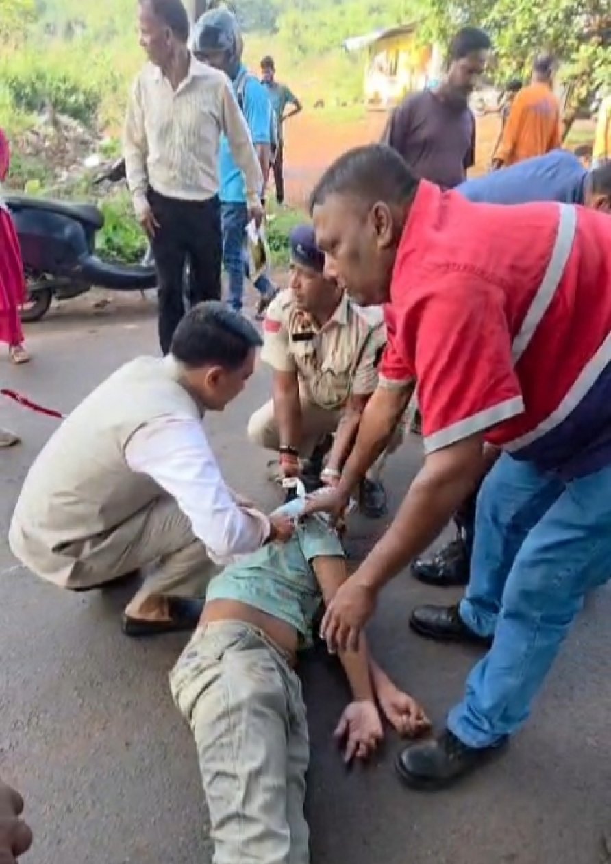 CM stops motorcade to help injured rider in Sanquelim