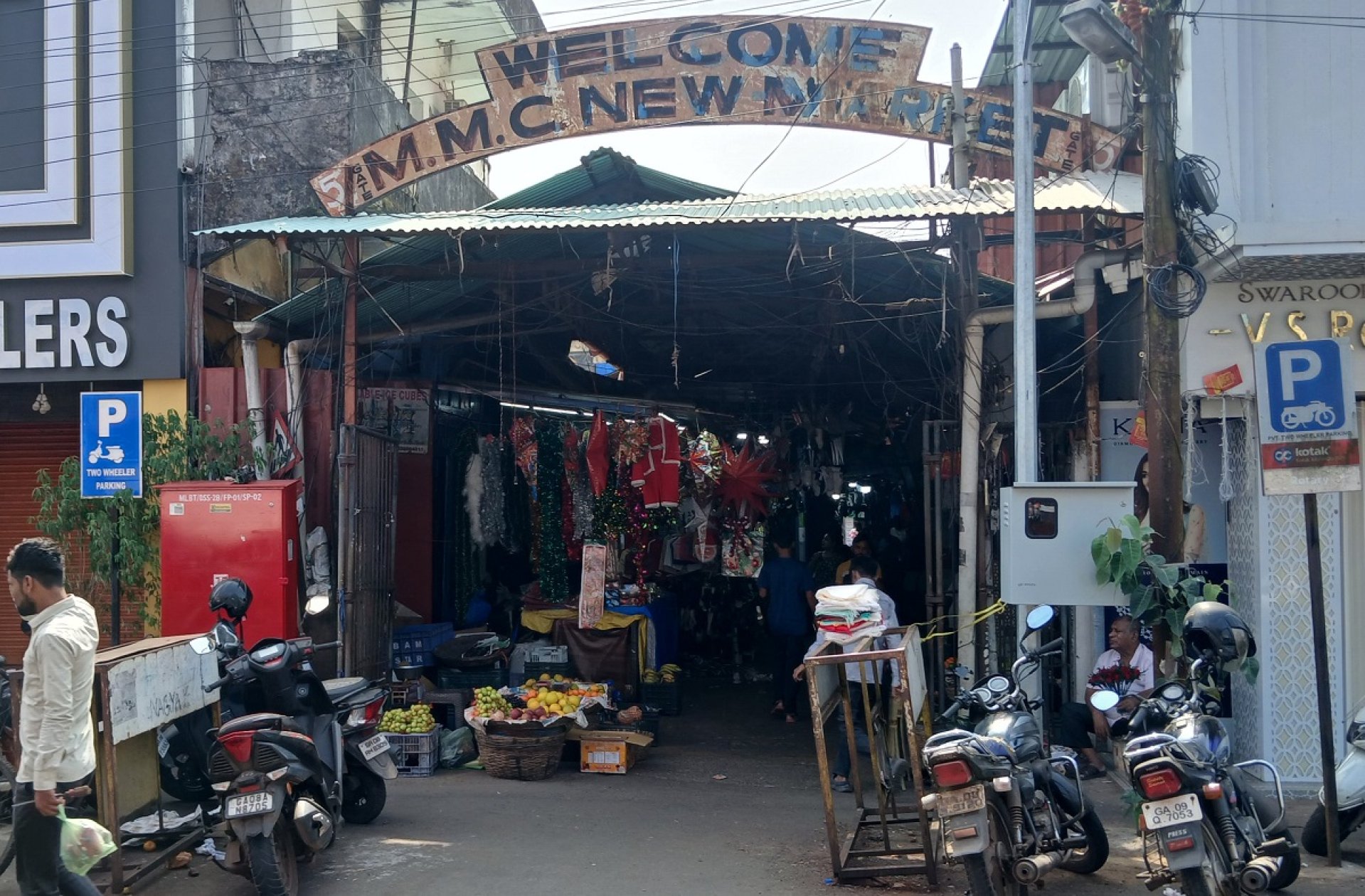 Three years after blaze, Margao markets still face safety gaps