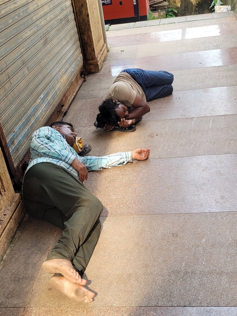 Vagrants at Osia complex