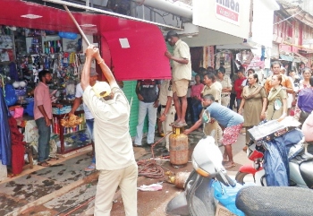 Extended portions of shops razed in Margao; council warns of more drives