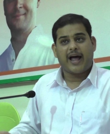 Sitting CM will lose elections again: Congress
