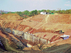Karnataka vows to keep off Mhadei construction