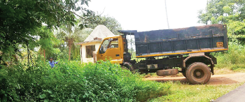 Flury of activities in Raheja property upset Carmonkars