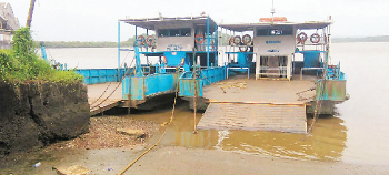 Cortalim-Marcaim service hit after two ferries break down