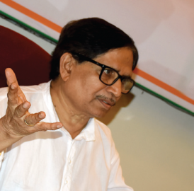 Why no raids on BJP leaders known to be matka agents? asks Shantaram