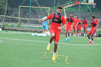 Ahead of Spain trip, Gaurs begin to graze