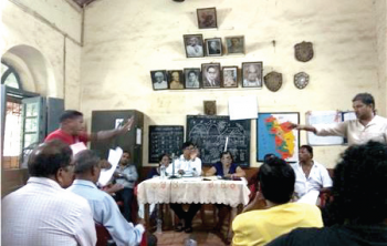 Siolim-Marna sarpanch, members face ire of locals for ignoring crumbling govt school