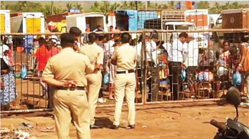 Early closure of wholesale fish market irks fishermen