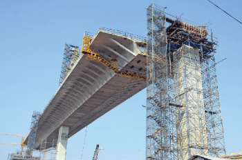 Minor fire on new Mandovi bridge pier