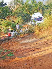 Roadside garbage haunts Canacona