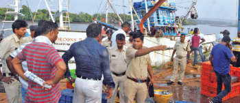 Villagers object to unloading of fish at Mobor