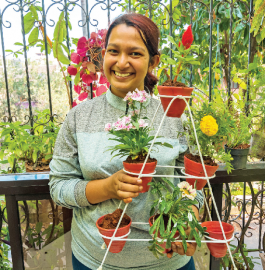 Mud+Plants= Org-Pots: Alvina targets a green business future