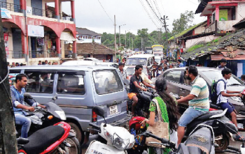 Despite repeated pleas, no change in Valpoi’s traffic woes
