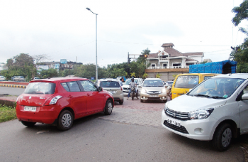 Porvorim’s Service Road junction turns into an accident-prone zone