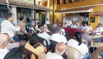 Lobo sells devp in Candolim, but  locals refuse to buy