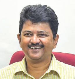 Govt splurging taxpayers’ money with no benefit to footballers: Elvis Gomes