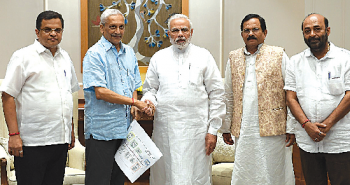 Parrikar knocks on PM's door calling for mining resumption