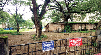 Vacant land lies idle as motorists struggle to park in Vasco