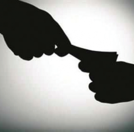 Goa Dairy assistant manager caught while accepting bribe