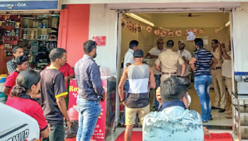 Chaudi outlet accused of selling contaminated poultry product