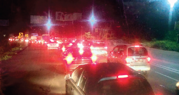KTC bus break down causes massive traffic jam at Siridao