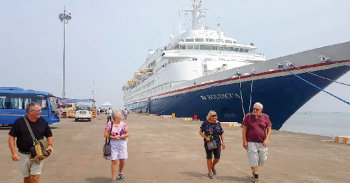 Season’s 2nd cruise ship drops anchor at Mormugao port