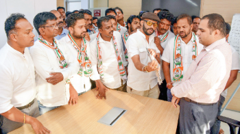 Cong youth gherao IPB OSD, seek CM’s video conference meet proof