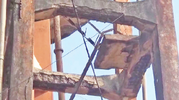 Residents demand demolition of dilapidated PWD water tank
