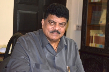 Churchill welcomes action to stop import of fish, lauds Vijai & Vishwajit