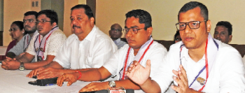 Govt clears file for renovation of Cuncolim power network; Yuri takes the credit