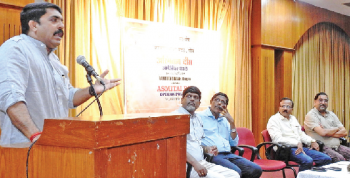 Vijai sets 7-day deadline to withdraw circular on housing near airport