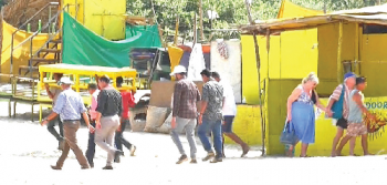 Beach beds confiscated at Majorda
