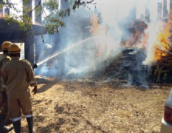 3 vehicles damaged in Vasco fire