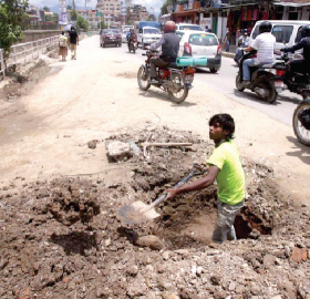 South Collector talks tough against unjustified road digging