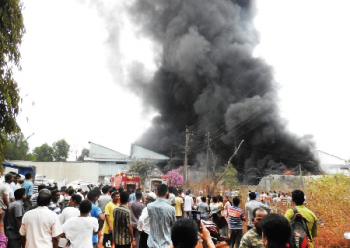 Fire destroys property worth over `â€‰2 crore at fiber glass factory