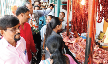 Sardinha woos Margao new market traders