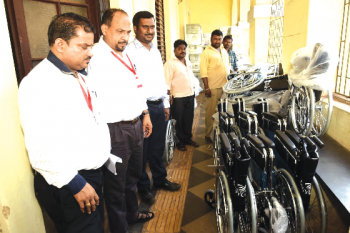 Wheelchairs, magnifying glasses, braille ballots for disabled voters in South Goa