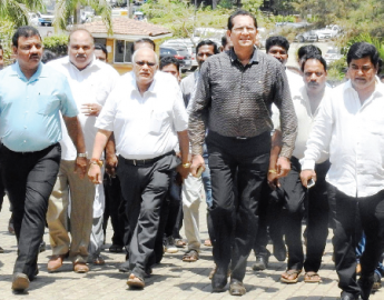 NO DOUBT ABOUT WIN, SAYS CONGRESS