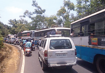 Eight-hour traffic nightmare for motorists on Chorla Ghat after truck and car collide