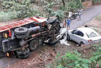 Truck crushes van, damages car in mishap at Tambosem