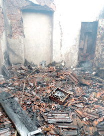 Major fire engulfs shop at Aquem, 2 others damaged