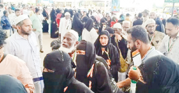 First flight carrying 261 Haj pilgrims leaves Dabolim airport