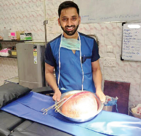 Eight-kg tumour removed from woman’s abdomen