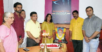 Empower journos with facts to help them take decisions in right perspective: Prudent editor