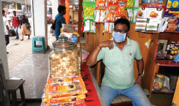 After potholed roads, motorists now face dust pollution