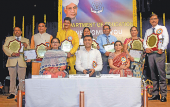 Help students to choose career they love, CM urges teachers