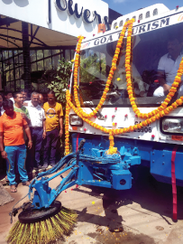 Calangute gets two vacuum sweeping machines