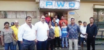 Curtorim villagers descend upon PWD-Margao office to protest water scarcity