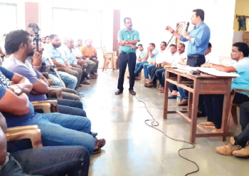 Residents of Reis Magos oppose shifting of casino to Verem